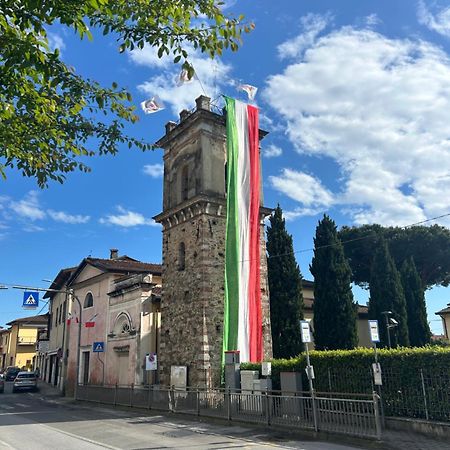 Casa - Via Francigena Via Vandelli Massa  Buitenkant foto